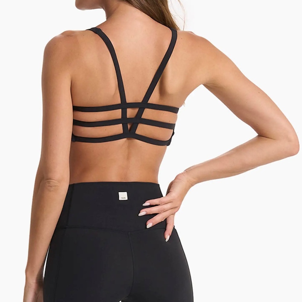 NWT Vuori Yosemite Bra - Black - Picture 2 of 7